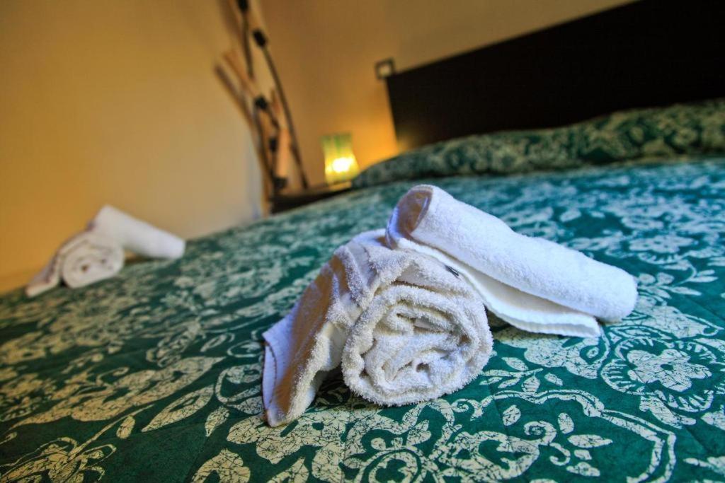 B&B Madema Cefalù Exteriör bild